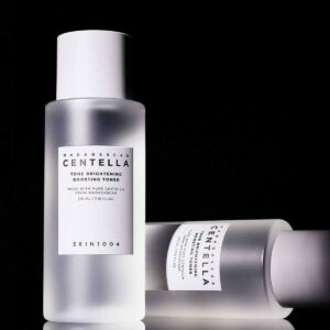 SKIN1004 Madagascar Centella Tone Brightening Boosting Toner 210ml frosted silver bottle with 90% Centella Asiatica Extract MadeWhite and Singreen available at Dreamskinhaven