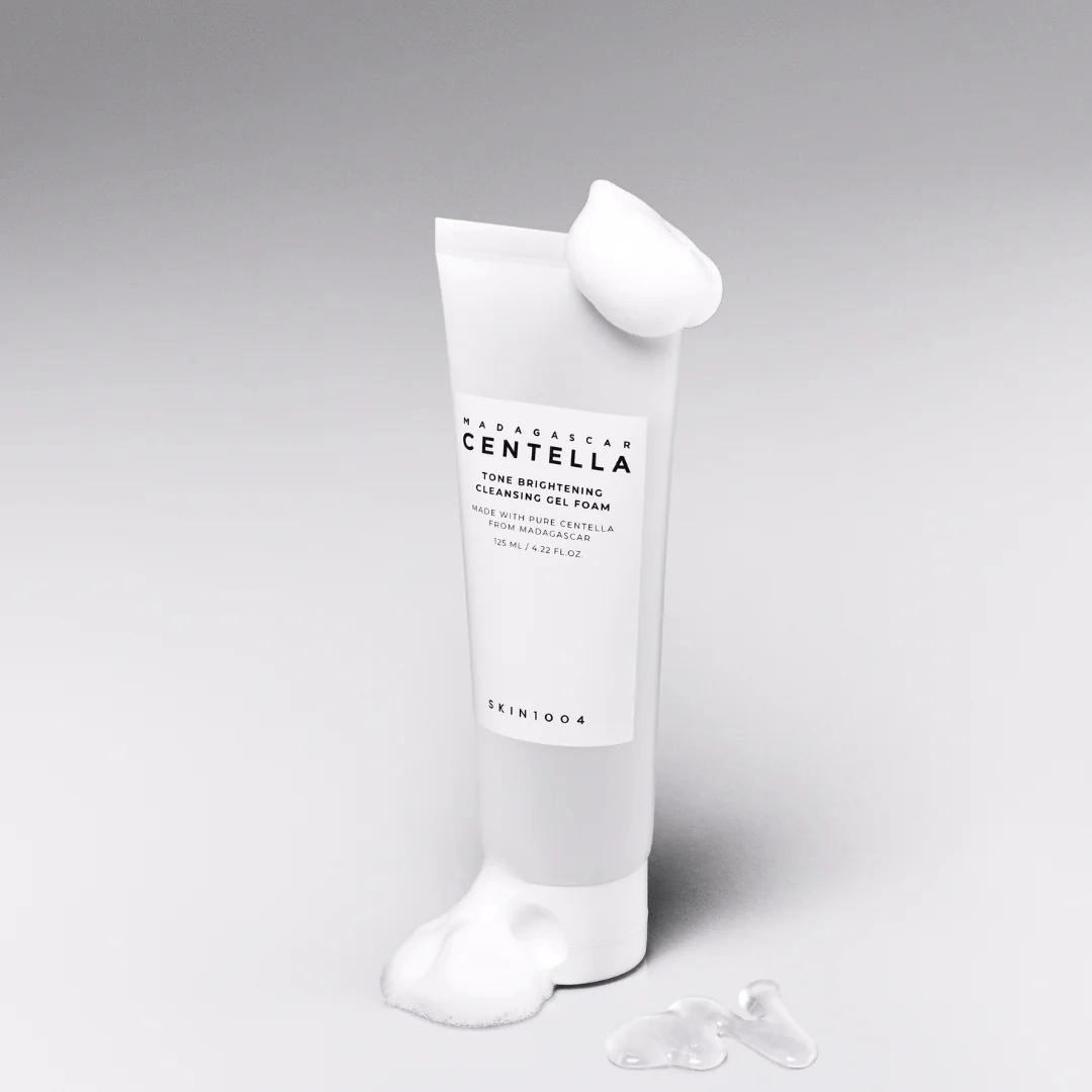 SKIN1004 Madagascar Centella Tone Brightening Cleansing Gel Foam 125ml showing rich lathering foam texture gentle brightening gel cleanser for dull and uneven skin tone